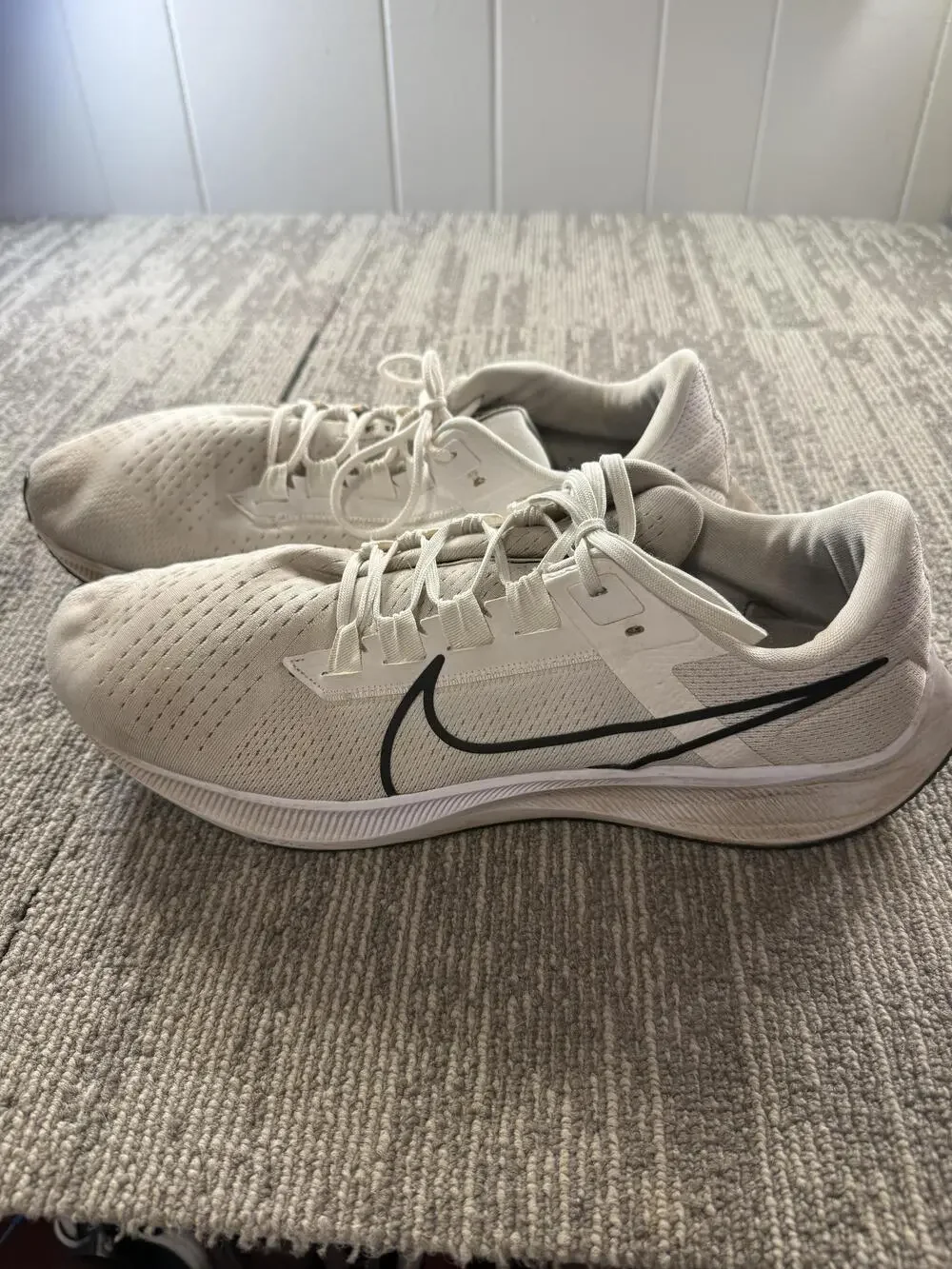 Nike Shoes Mens Size 14 White Mesh Road Running Athletic Sneakers CZ1893-100